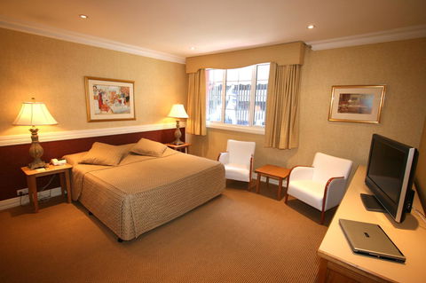 European Hotel - Queensland Tourism 2