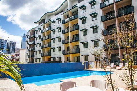 Perth Short Stays - QLD Tourism 24