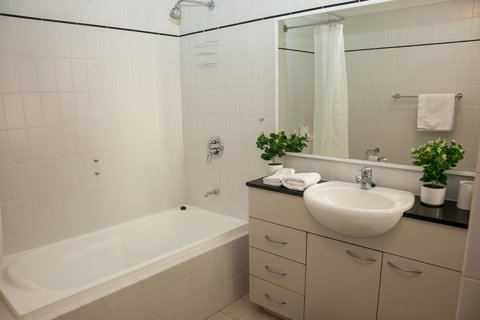 Perth Short Stays - QLD Tourism 18