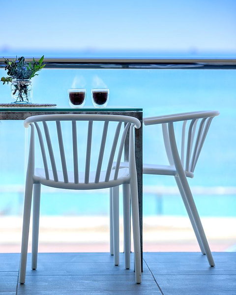 Cottesloe Beachfront Ocean View Apartment - QLD Tourism 19