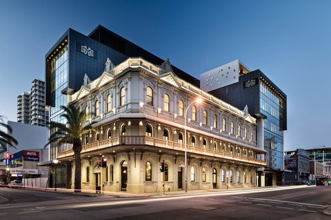 The Melbourne Hotel - Queensland Tourism 0
