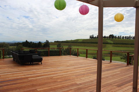 Grapevines Boutique Accommodation - Queensland Tourism 9
