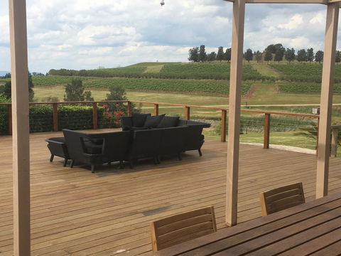 Grapevines Boutique Accommodation - Queensland Tourism 2
