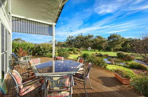Glenelg On King Bed & Breakfast - QLD Tourism 6