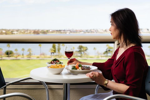 Crowne Plaza Perth, An IHG Hotel - QLD Tourism 9