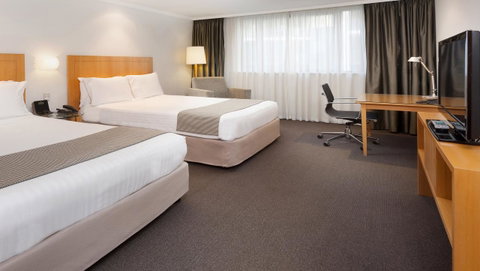 Crowne Plaza Perth, An IHG Hotel - QLD Tourism 10