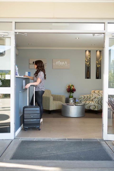 Hunter Gateway Motel - Queensland Tourism 1