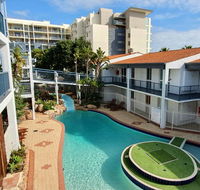 West Beach Lagoon 220 Stylish and Cozy