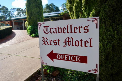 Travellers Rest Motel - QLD Tourism 17