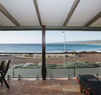 Canal Rocks Beachfront Apartments - QLD Tourism