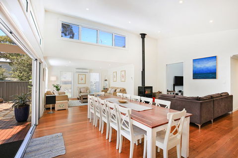 Calming Waters - Pet Friendly - Community Pool - QLD Tourism 7