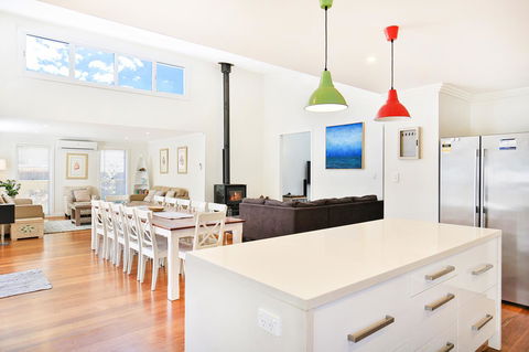 Calming Waters - Pet Friendly - Community Pool - QLD Tourism 13