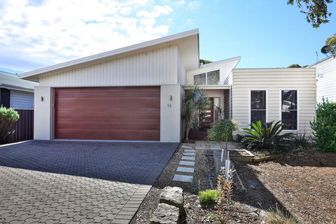 Calming Waters - Pet Friendly - Community Pool - QLD Tourism 35
