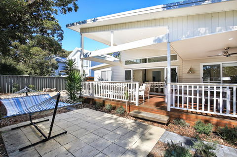 Calming Waters - Pet Friendly - Community Pool - QLD Tourism 29