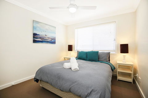Calming Waters - Pet Friendly - Community Pool - QLD Tourism 17