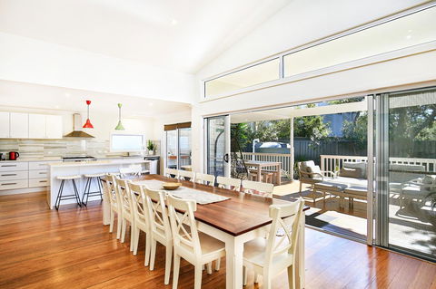 Calming Waters - Pet Friendly - Community Pool - QLD Tourism 0
