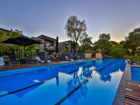 Aqua Resort Busselton - Queensland Tourism 12