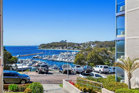 Laman Lodge, Unit 2, 15 Laman Street - QLD Tourism 16