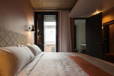 Alex Hotel - QLD Tourism 37