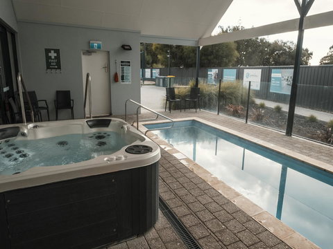 FortyOne - Oceanside Retreat Busselton - Queensland Tourism 3