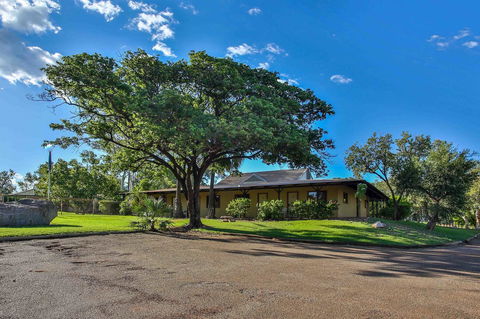 Kimberley Hotel - Queensland Tourism 22
