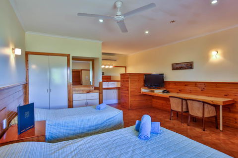 Kimberley Hotel - Queensland Tourism 2