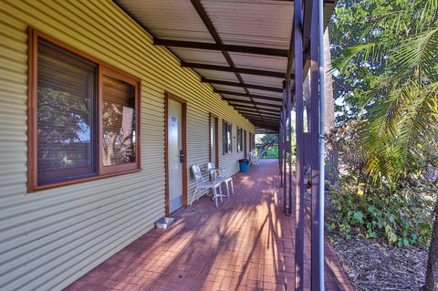 Kimberley Hotel - Queensland Tourism 23