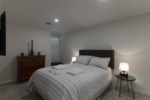 Epsom On Swan Bed & Breakfast - QLD Tourism 12