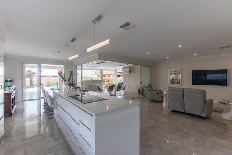 Epsom On Swan Bed & Breakfast - QLD Tourism 2