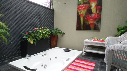 Nelson Bay Bed & Breakfast - QLD Tourism 9