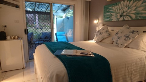 Nelson Bay Bed & Breakfast - QLD Tourism 20