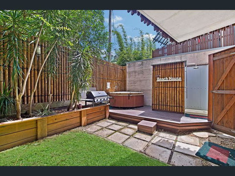 Crescent Head Spa Villa - QLD Tourism 11