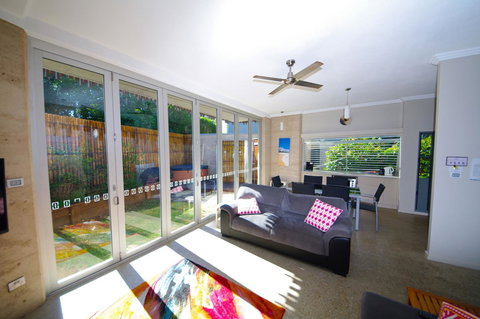 Crescent Head Spa Villa - QLD Tourism 25