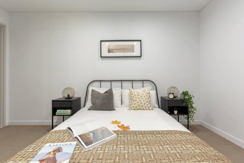 Inner City Stylish Apt Walk To Green Square - QLD Tourism 13