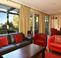 Villa Cypress located within Cypress Lakes - Queensland Tourism
