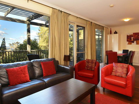 Villa Executive 2br Cypress DS Located Within Cypress Lakes Resort - Queensland Tourism 0