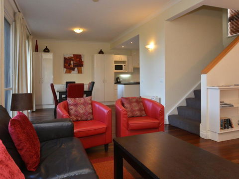 Villa Executive 2br Cypress DS Located Within Cypress Lakes Resort - Queensland Tourism 1