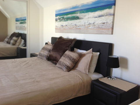 Byron Central Apartments - Queensland Tourism 25