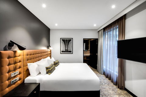 Vibe Hotel North Sydney - QLD Tourism 38