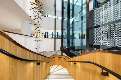 Vibe Hotel North Sydney - QLD Tourism 7