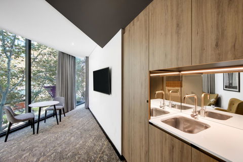 Vibe Hotel North Sydney - QLD Tourism 25