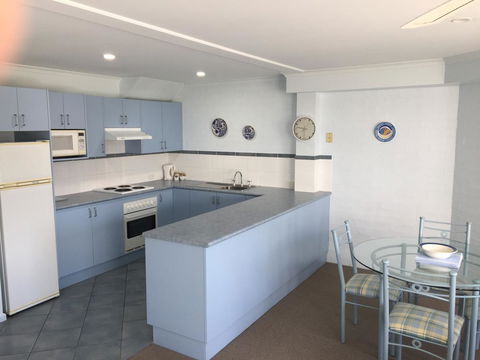 Breakers Apartments - QLD Tourism 8