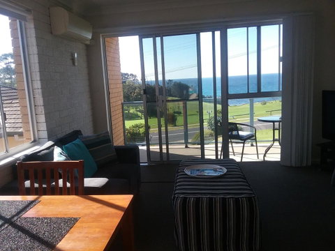 Narooma Golfers Lodge - QLD Tourism 0