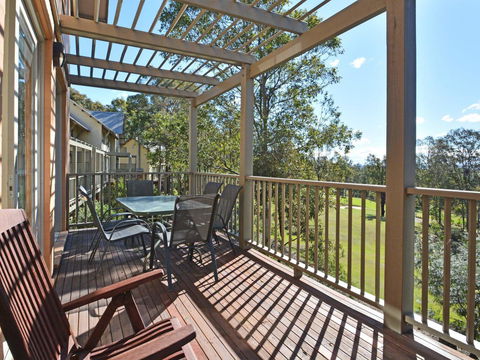 Villa 2br Prosecco Villa Located Within Cypress Lakes Resort - Queensland Tourism 0