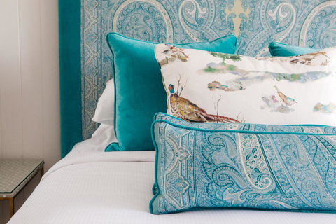 The Lord Byron - Queensland Tourism 3