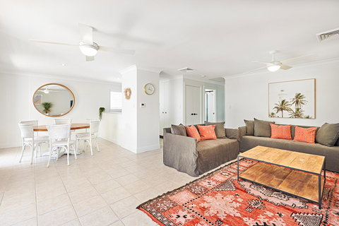 The Lord Byron - Queensland Tourism 12