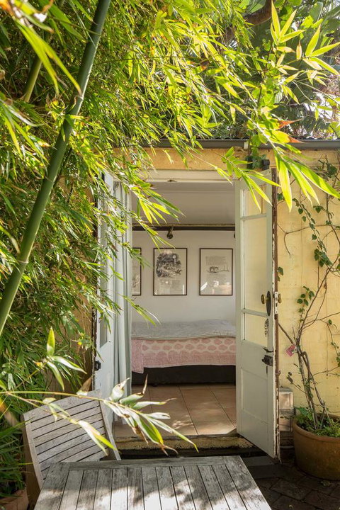 Bondi Beach House - QLD Tourism 8