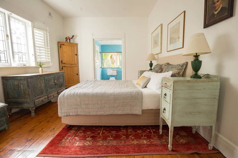 Bondi Beach House - QLD Tourism 0