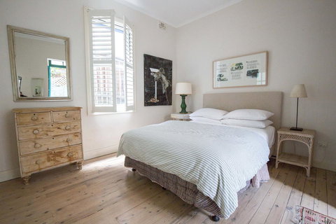 Bondi Beach House - QLD Tourism 42