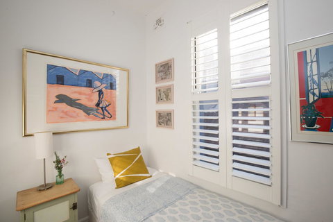 Bondi Beach House - QLD Tourism 35